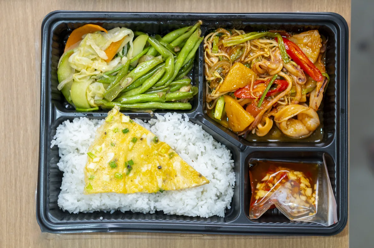 Rice with Squid Stir-fried with Pineapple & Tomato